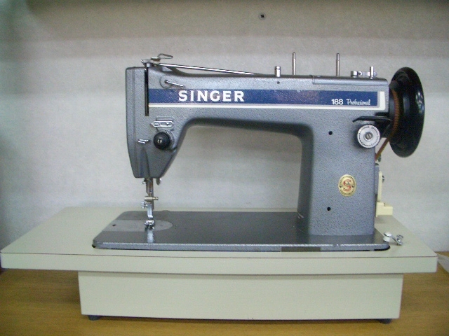 SINGER 1本針本縫い職業用ミシン 188 Professional