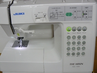 JUKI 　家庭用コンピューターミシン　HZL-7900 　厚地縫い　フット付き