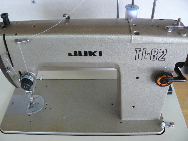 3300円 【在庫一掃】 ミシン JUKI TL-82 直線 工業用 職業用 簡易確認 ジャンク