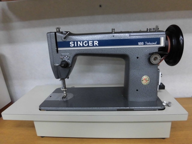 名機 SINGER 1本針本縫い職業用ミシン 188 Professional-リサイクル