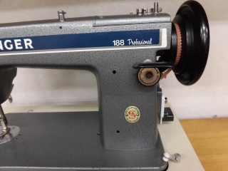 名機　SINGER　1本針本縫い職業用ミシン 188 Professional