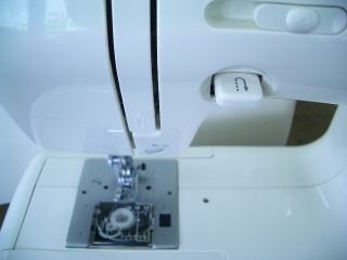 縫い目がきれいな　ジャノメ電子ミシン　S6060  MODEL751