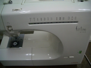 SINGER  fit line 6300 　実用縫いミシン　